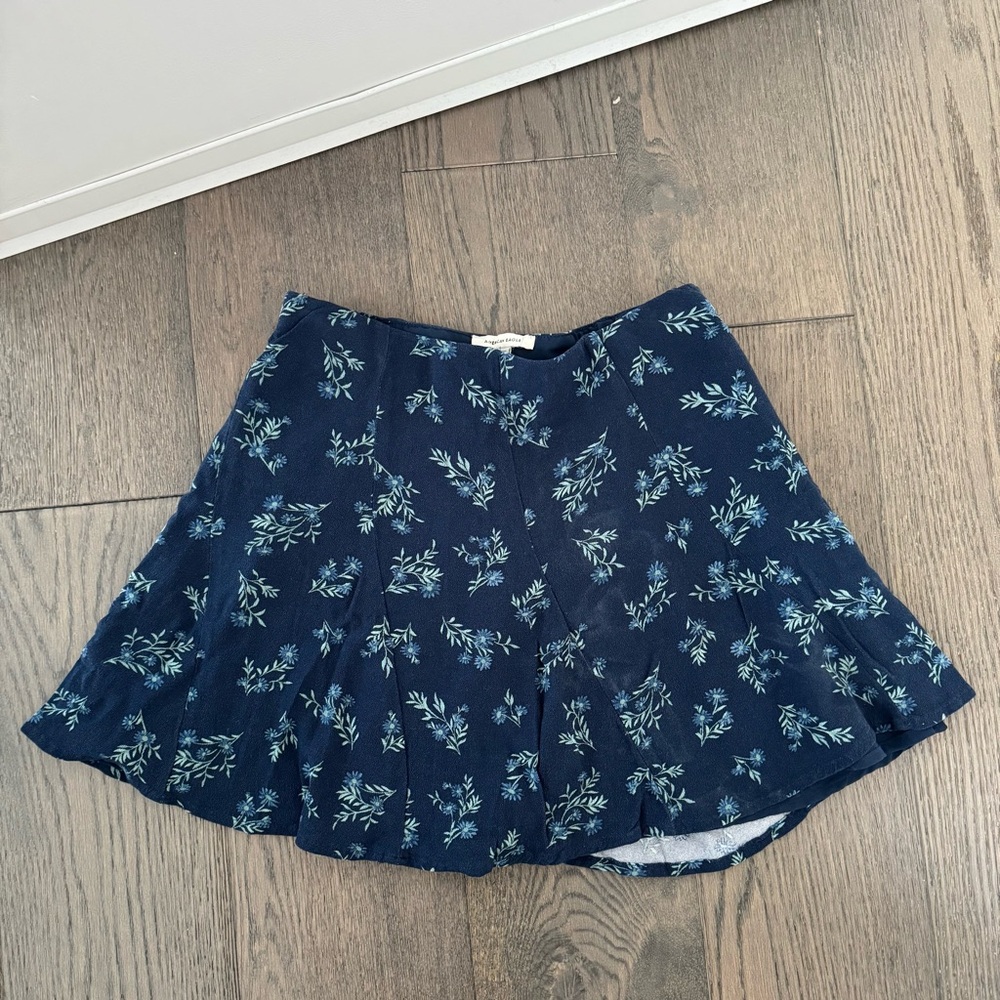 American Eagle skirt (S)